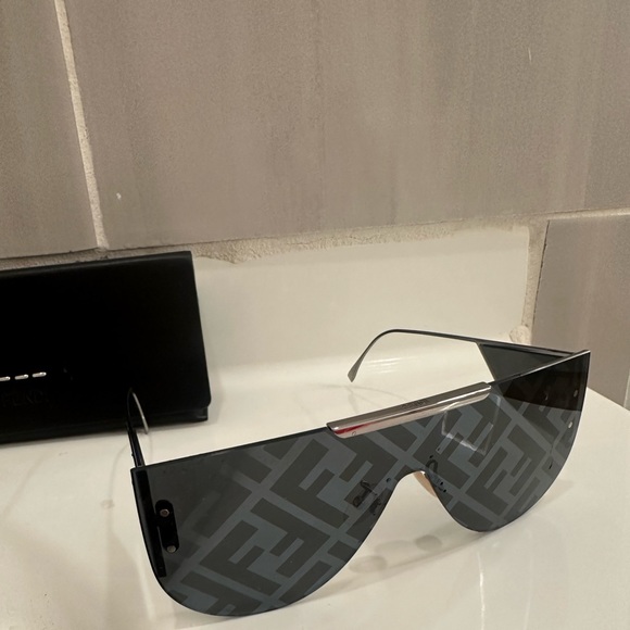 Fendi Gray Sunglasses - Picture 1 of 2